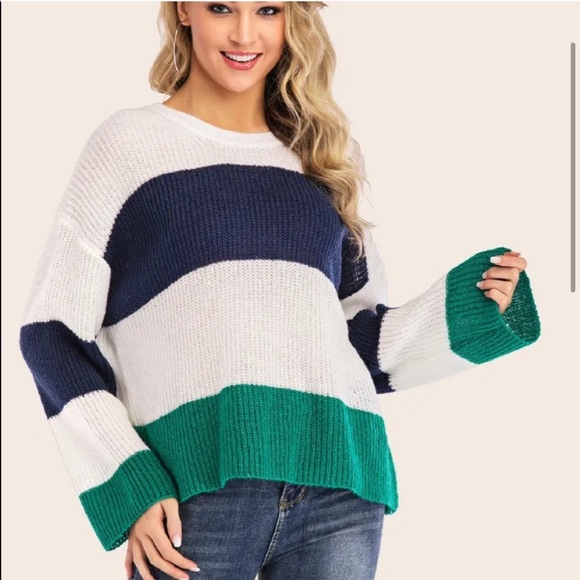 JUST IN ‼️NAVY IVORY GREEN SOFT SWEATER- Sweater - Picture 4 of 8